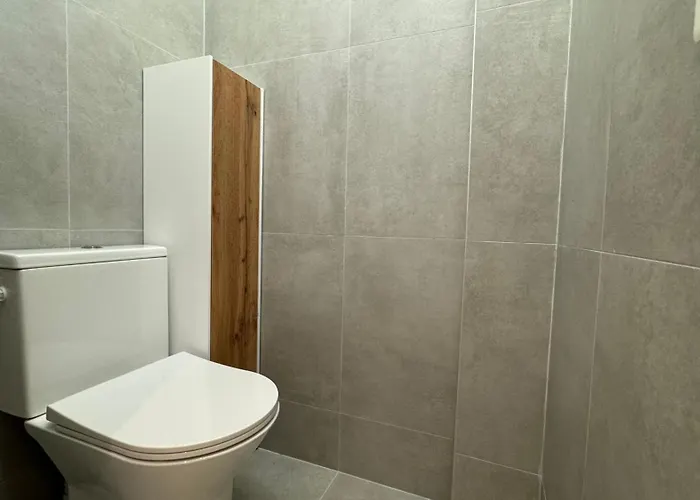 Elegant 3 Pieces, 2 Chambres, 4 Pers, Clim, Wi-fi, Proche Des Plages * Nice