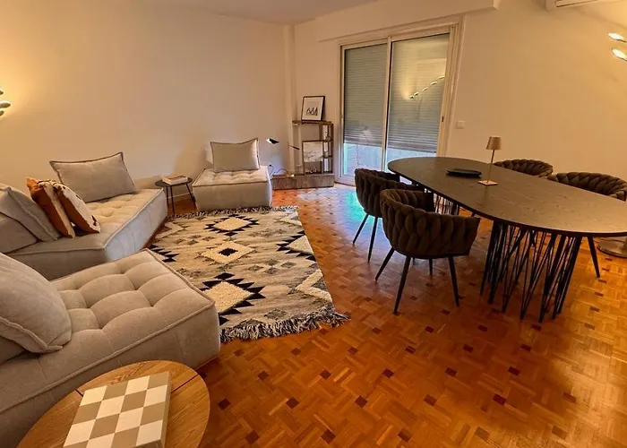 Elegant 3 Pieces, 2 Chambres, 4 Pers, Clim, Wi-fi, Proche Des Plages